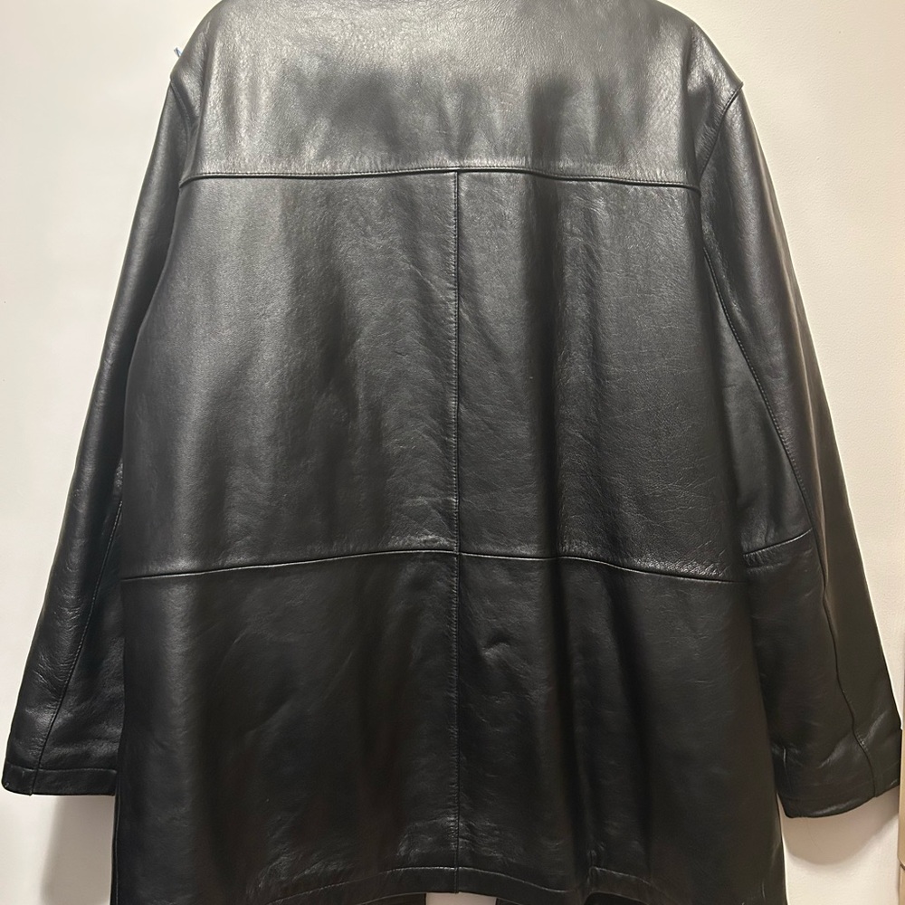 Leather jacket - Picture 3 of 7